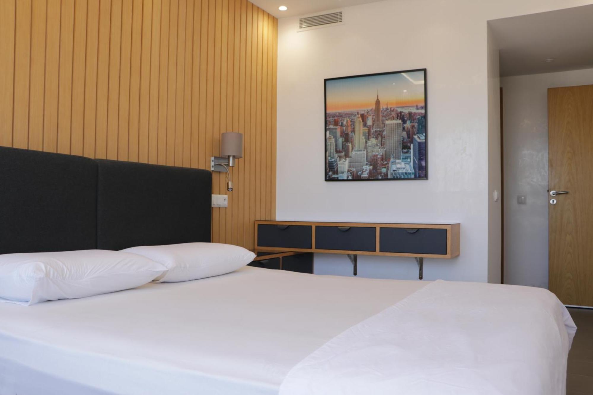 Hilton City Center Apartment Танжер Екстериор снимка